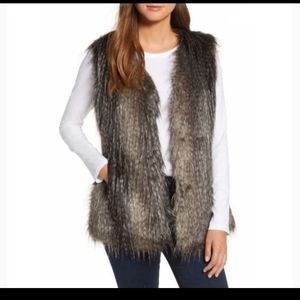 NWOT Via Spiga Women's Gray Faux Fur Vest